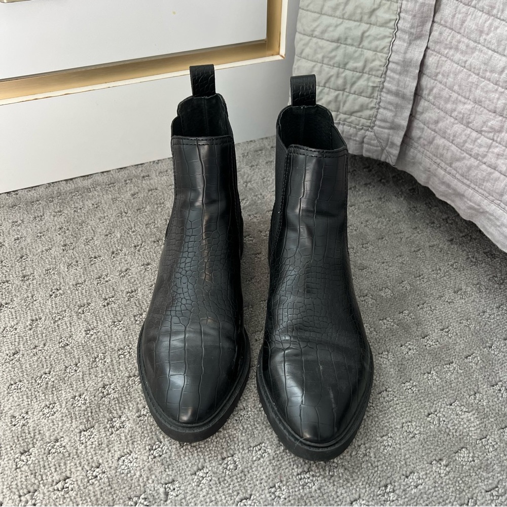 treasure & bond booties like new